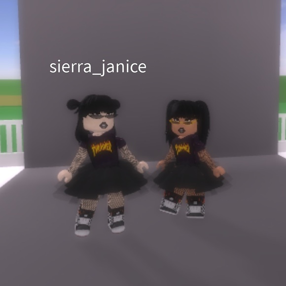 Meet your Posher, Dianey🍯💛🤩 - Picture 1 of 1